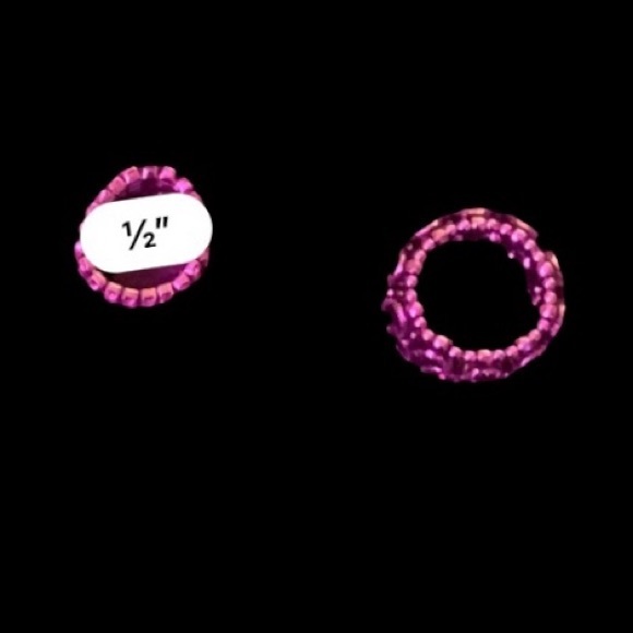 Set of Adjustable Rhinestone Rings - Picture 9 of 9